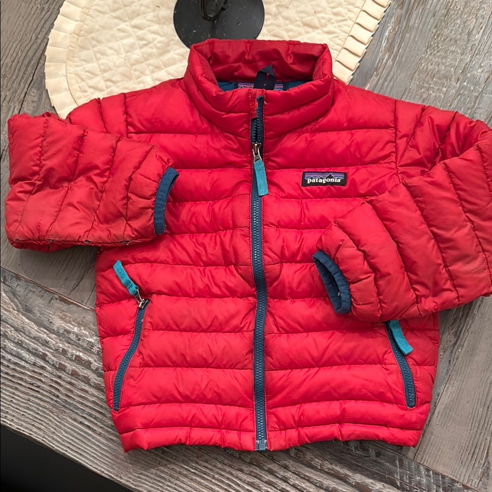 Patagonia Red ‘Down Sweater’ puffer Jacket size 3T